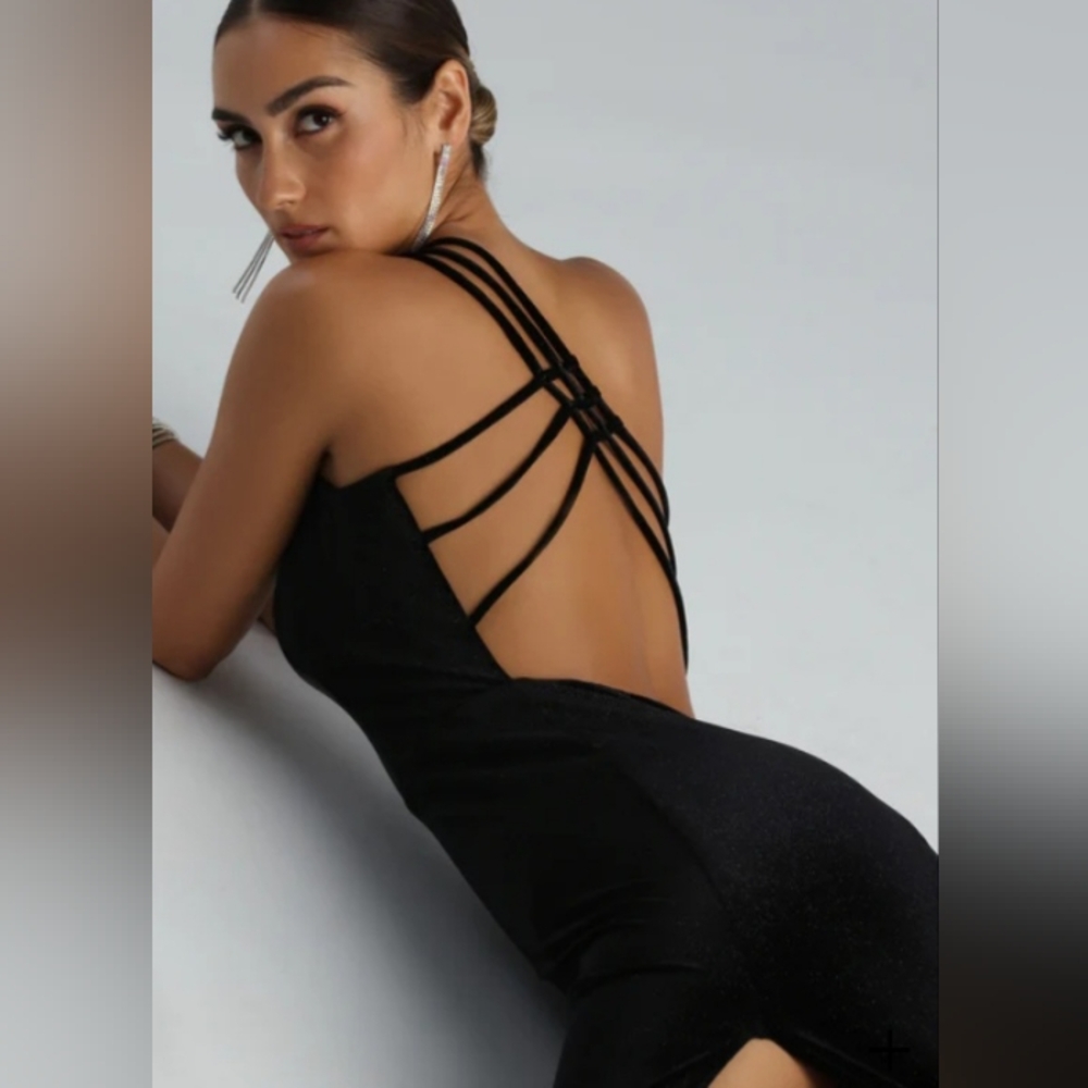 Lillian Formal Glitter Velvet Strappy Back Long Dress Size Medium